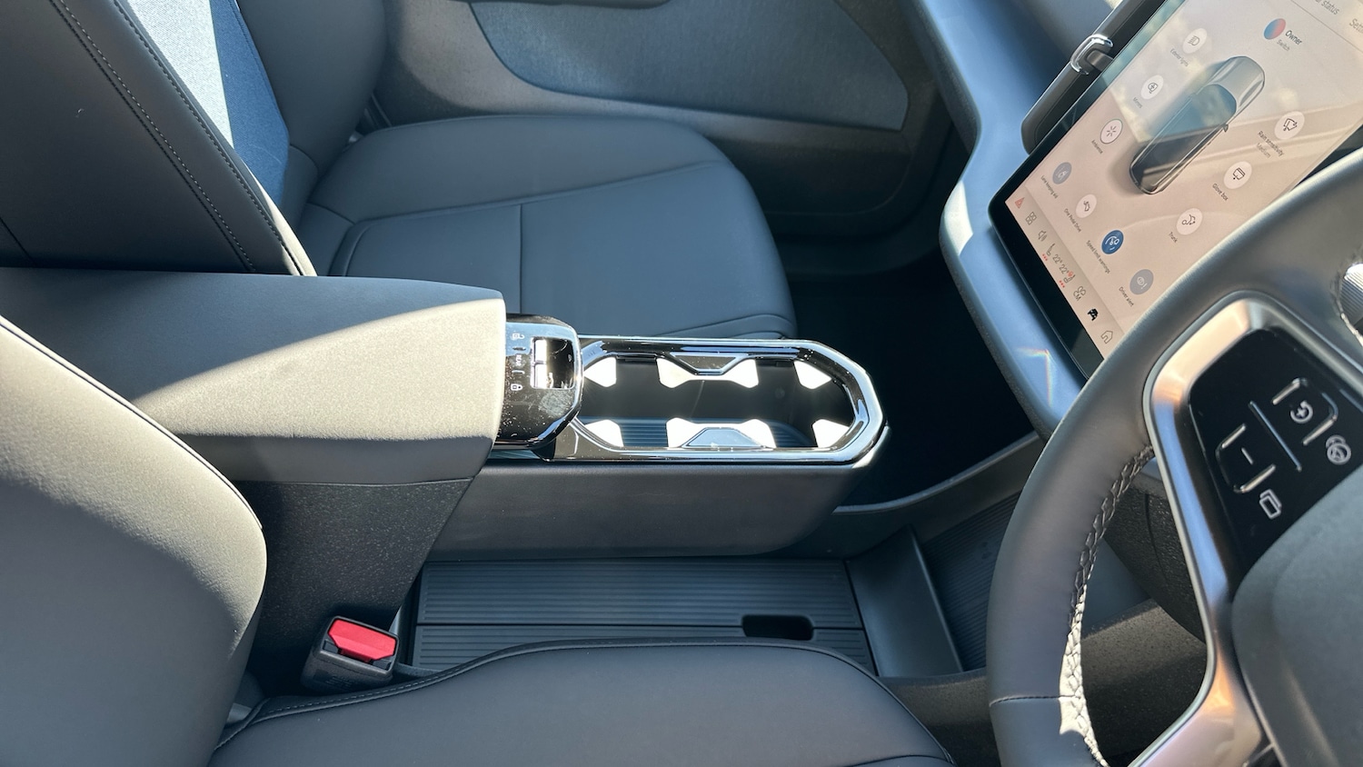 Used Volvo EX30 2025 for sale - 76653278: Photo 26