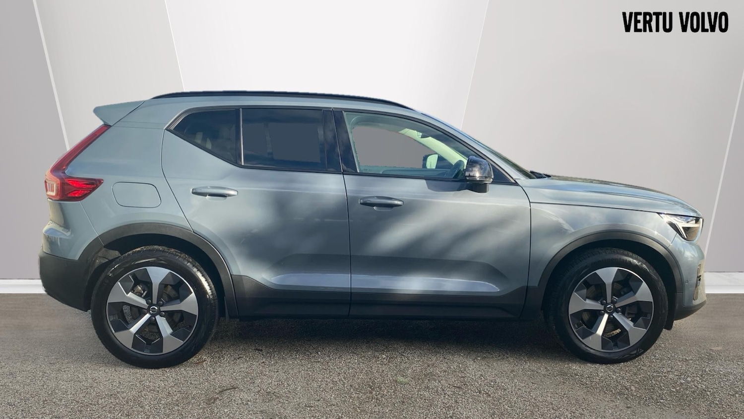 Used Volvo XC40 2022 for sale - 76653274: Photo 3