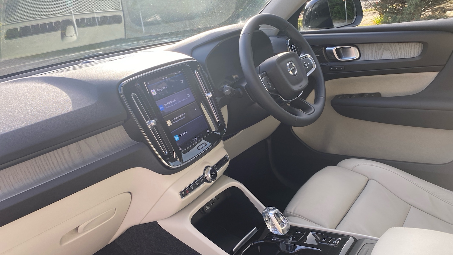 Used Volvo XC40 2022 for sale - 76653274: Photo 4