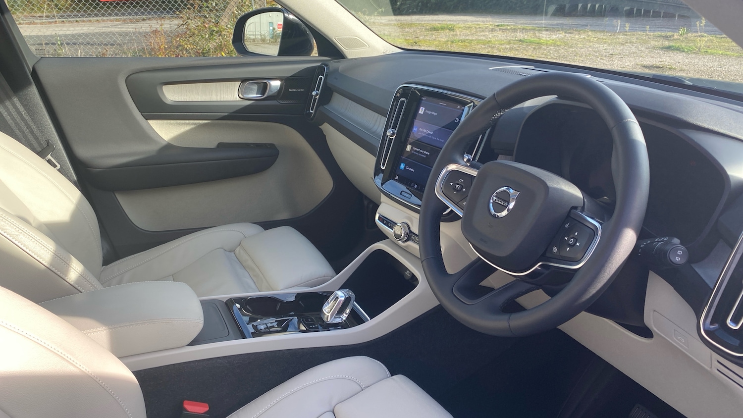 Used Volvo XC40 2022 for sale - 76653274: Photo 5