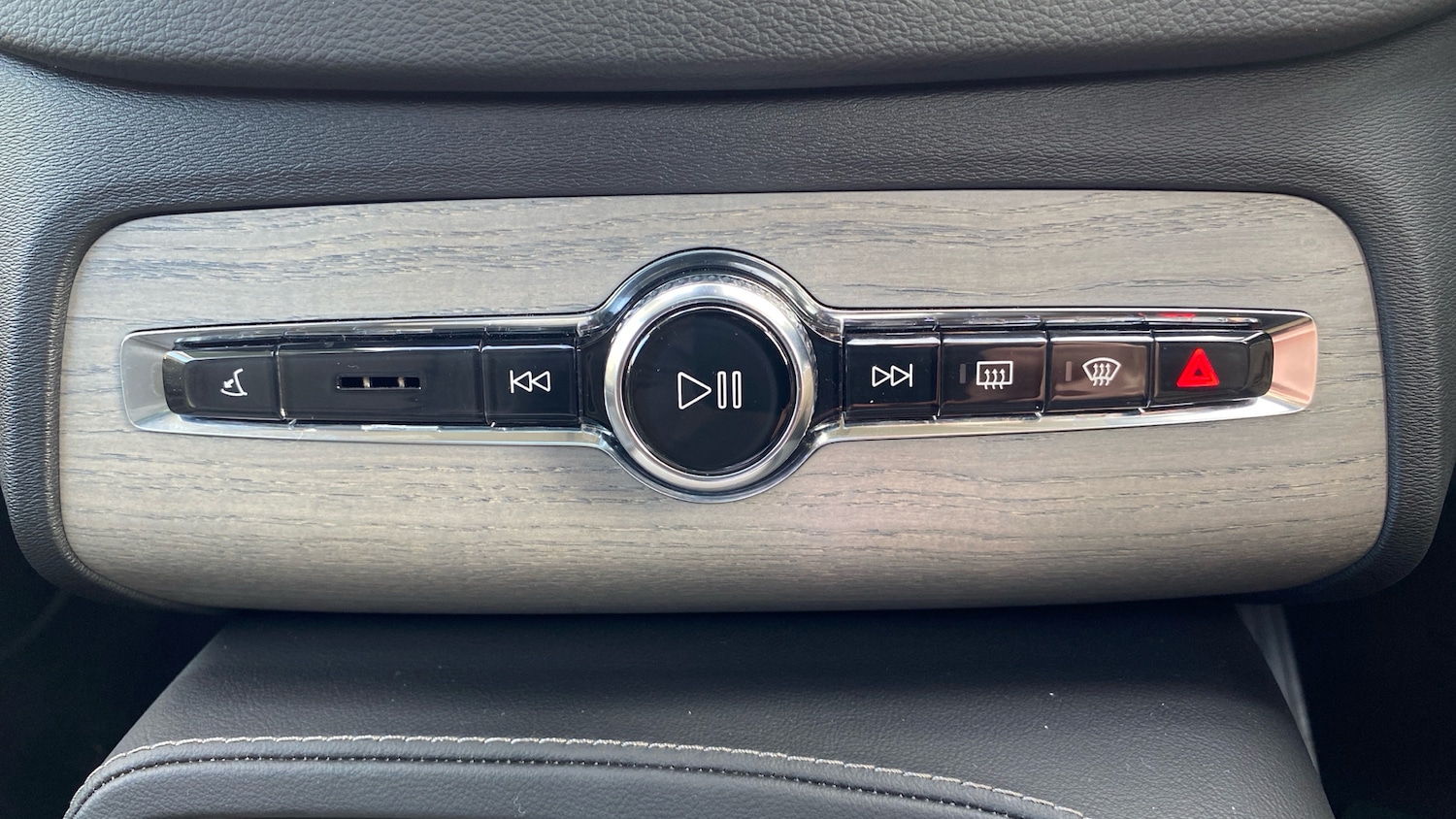 Used Volvo XC90 2024 for sale - 76894382: Photo 43