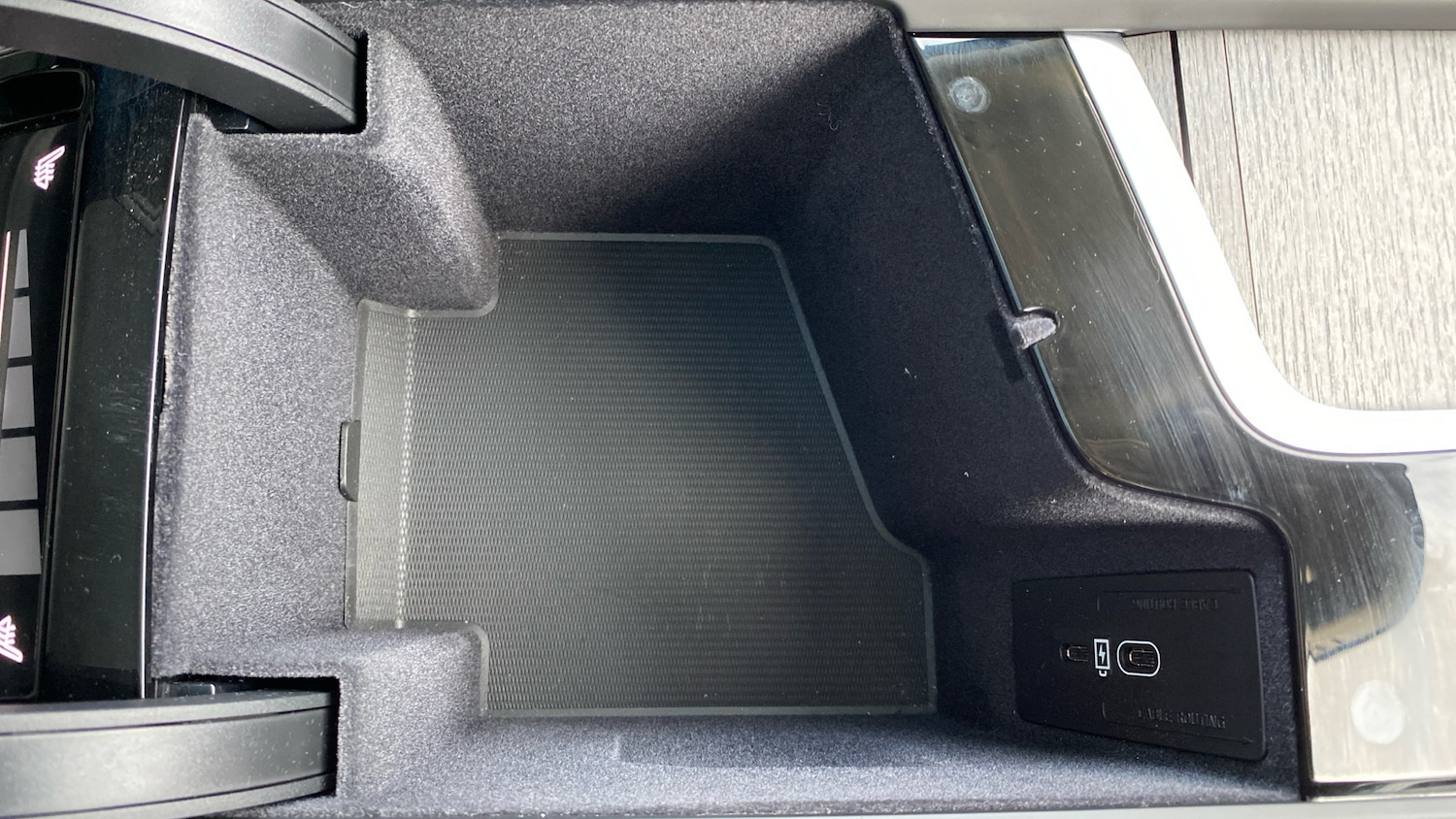 Used Volvo XC90 2024 for sale - 76894382: Photo 45