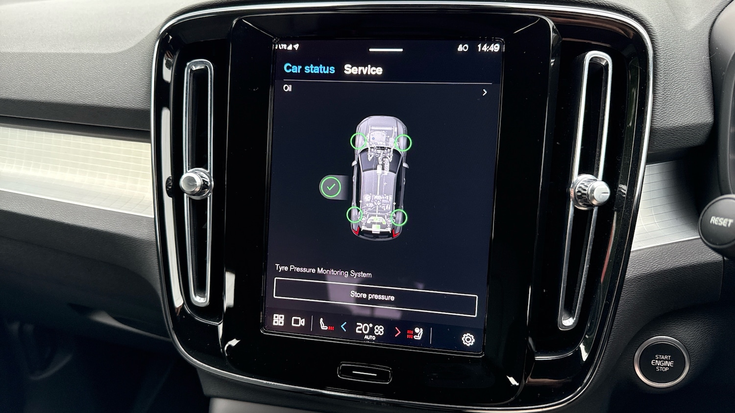 Used Volvo XC40 2024 for sale - 77312190: Photo 14