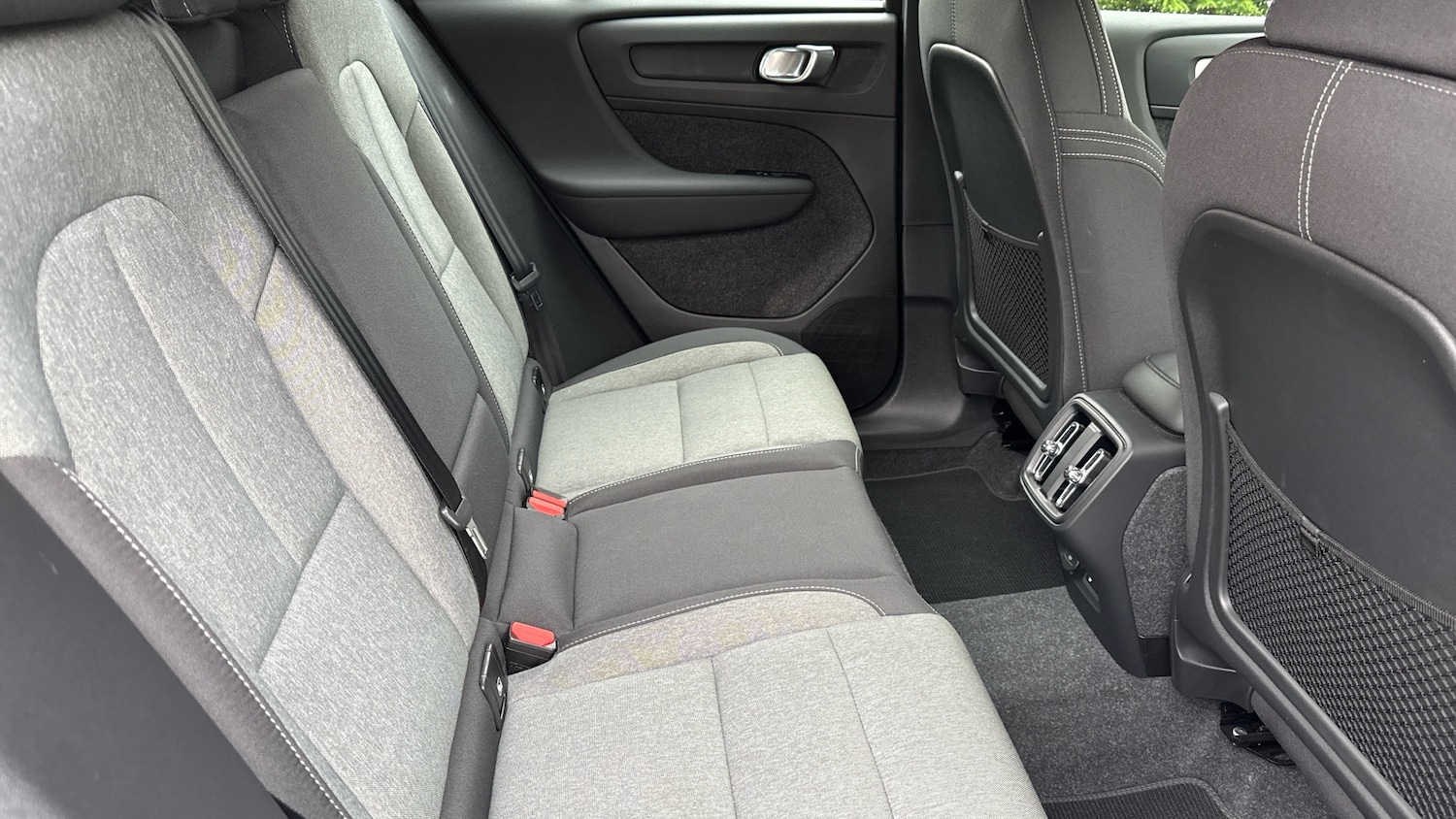 Used Volvo XC40 2024 for sale - 77312190: Photo 33