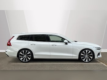 Used Volvo V60 2019 for sale - 78236497: Photo