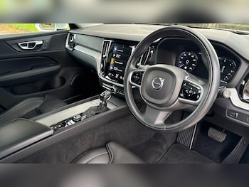 Used Volvo V60 2019 for sale - 78236497: Photo