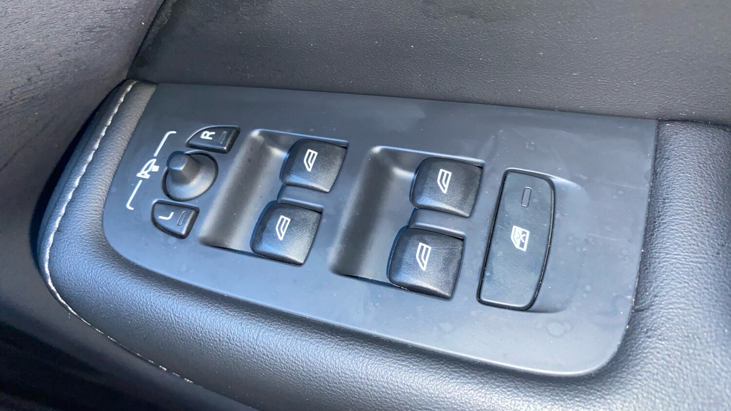 Used Volvo XC60 2020 for sale - 76653244: Photo 22