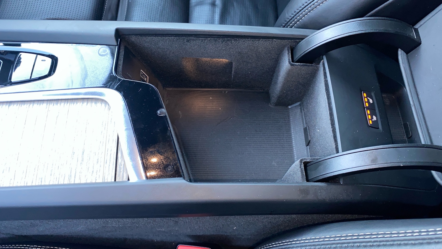 Used Volvo XC60 2020 for sale - 76653244: Photo 39