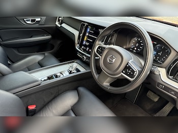 Used Volvo V60 2021 for sale - 78615735: Photo