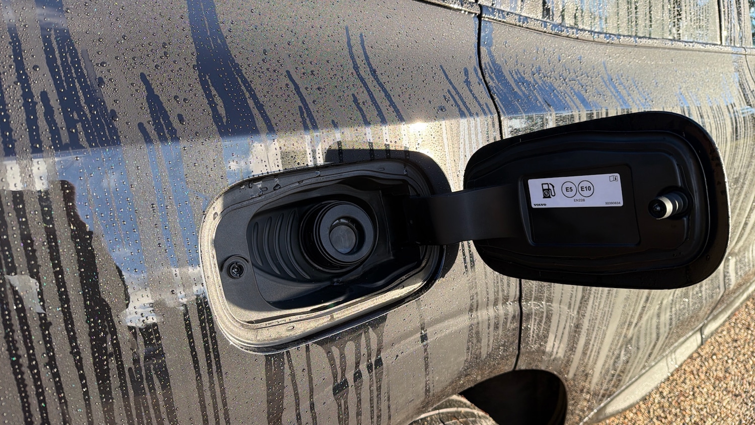 Used Volvo XC60 2025 for sale - 77113263: Photo 16