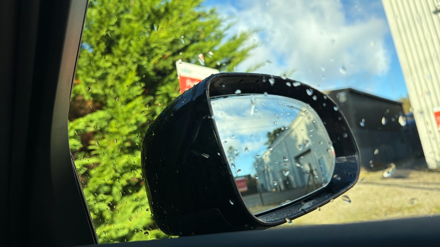 Used Volvo XC60 2025 for sale - 77113263: Photo 32