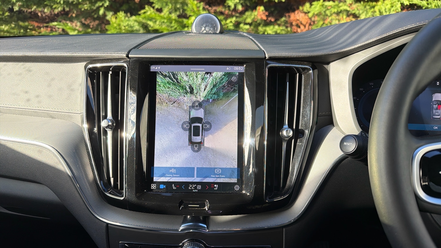 Used Volvo XC60 2025 for sale - 77113263: Photo 41