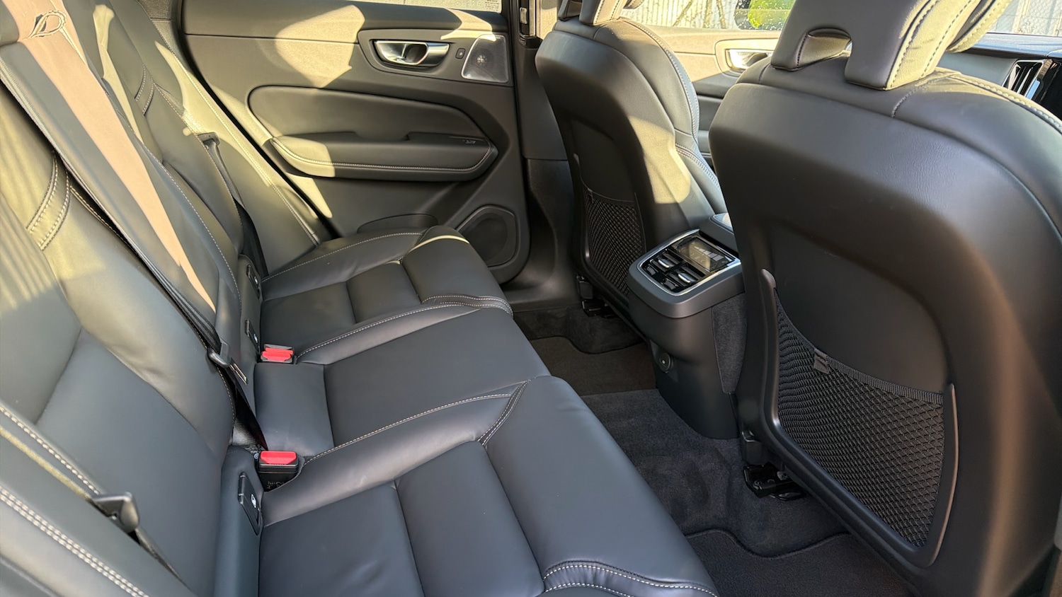 Used Volvo XC60 2025 for sale - 77113263: Photo 6