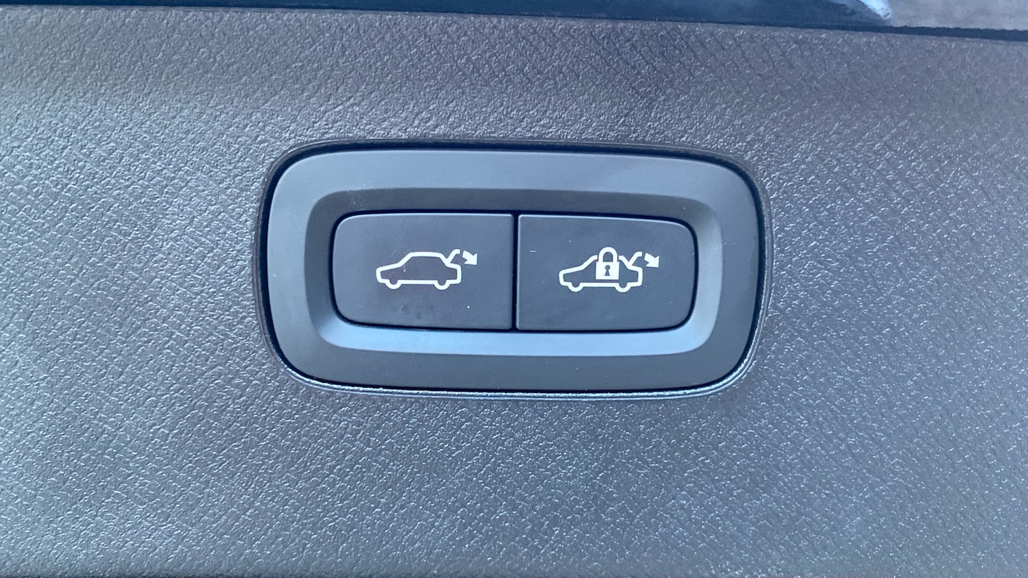 Used Volvo XC90 2025 for sale - 76821470: Photo 35