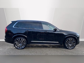 Used Volvo XC90 2025 for sale - 76821470: Photo