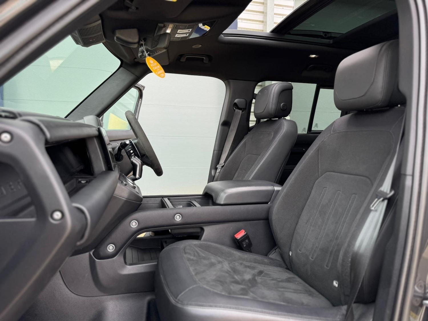 Used Land Rover Defender 2022 for sale - 77889226: Photo 12