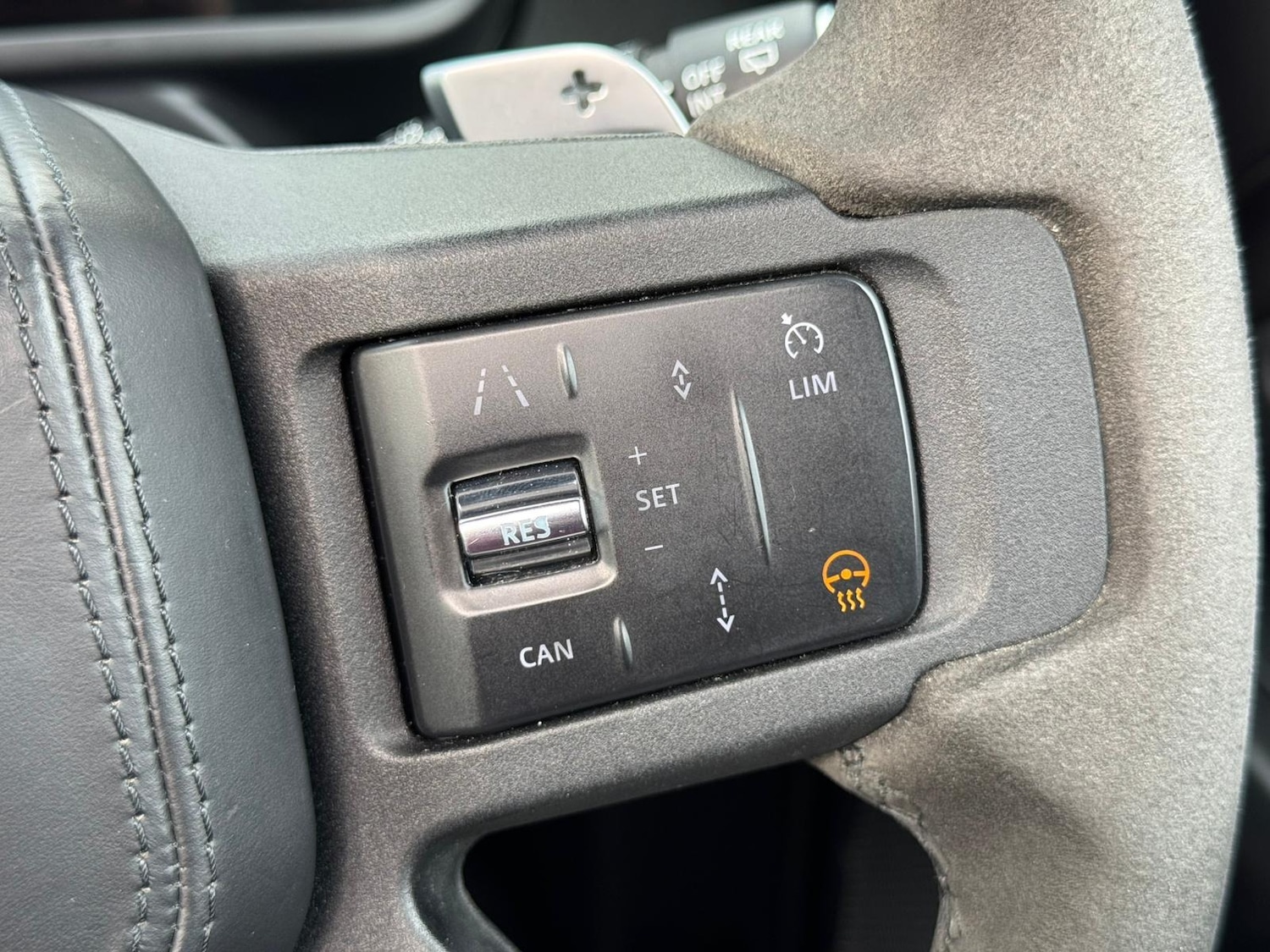 Used Land Rover Defender 2022 for sale - 77889226: Photo 17