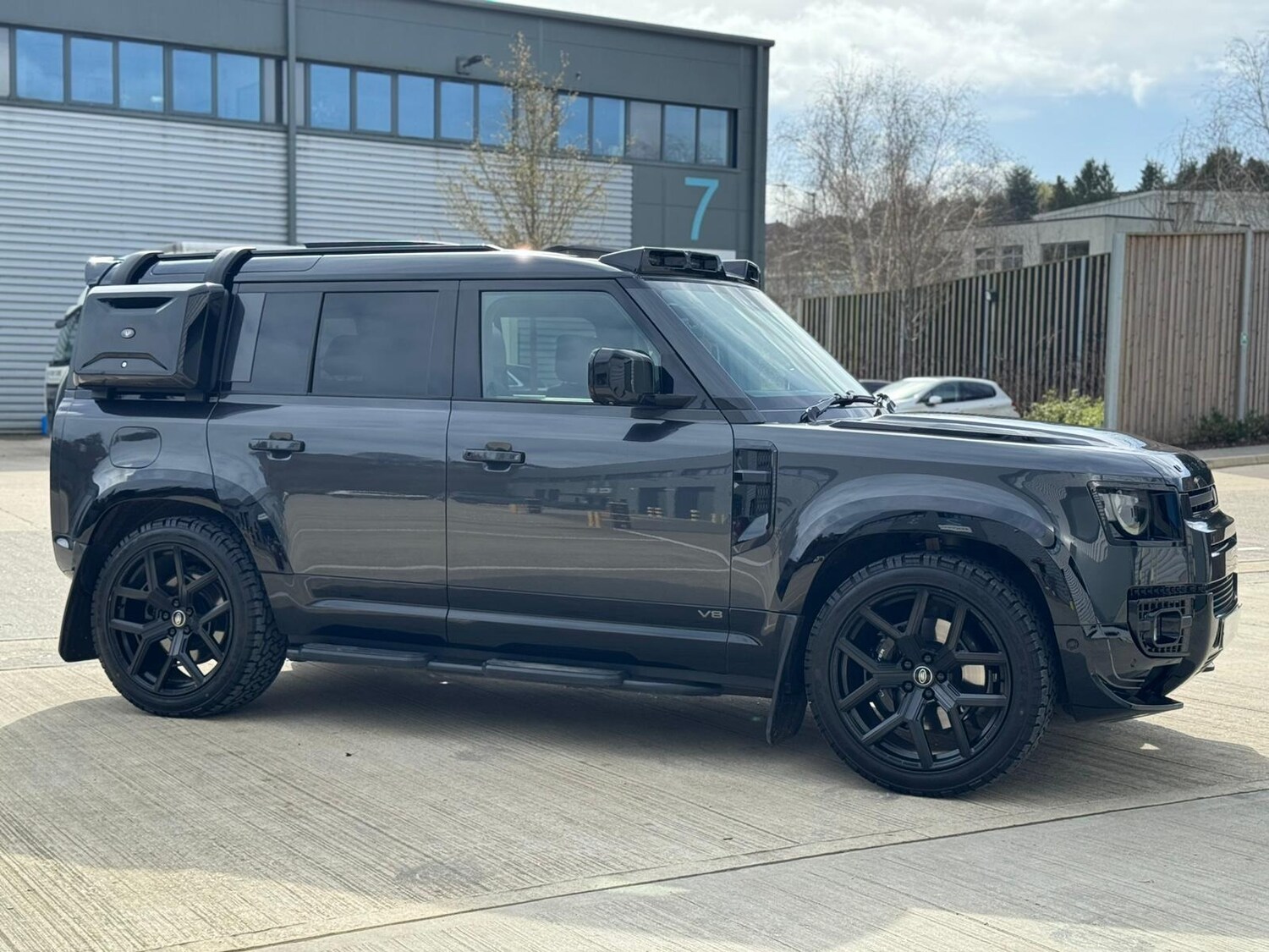 Used Land Rover Defender 2022 for sale - 77889226: Photo 24