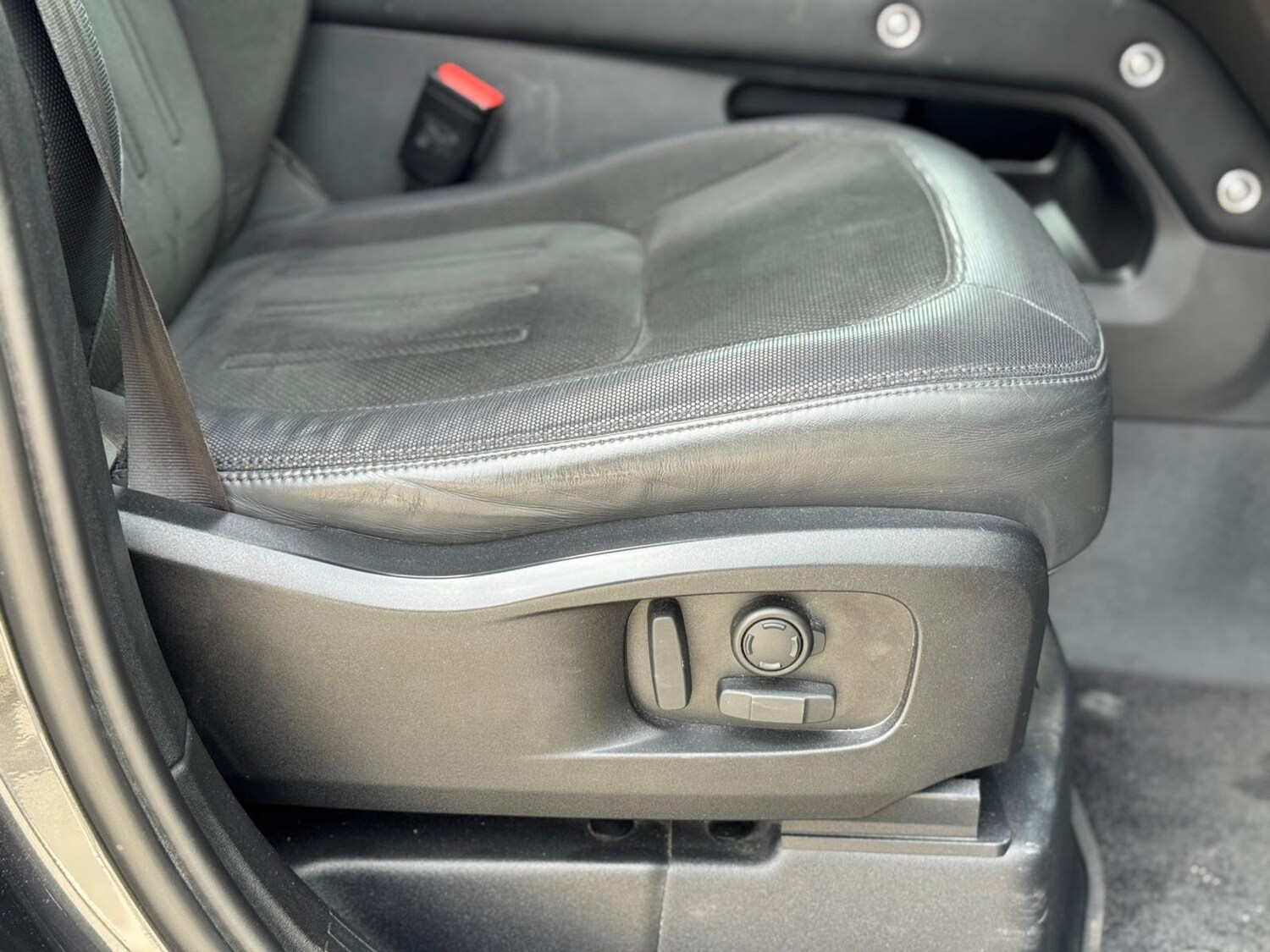 Used Land Rover Defender 2022 for sale - 77889226: Photo 28