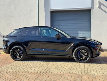 Used Aston Martin DBX 2021 for sale - 78680791: Photo