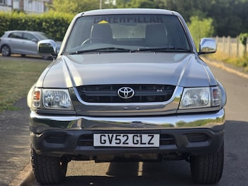 Used Toyota Hilux 2002 for sale - 79143695: Photo