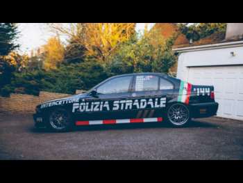1998 - 5.0 V8 4dr