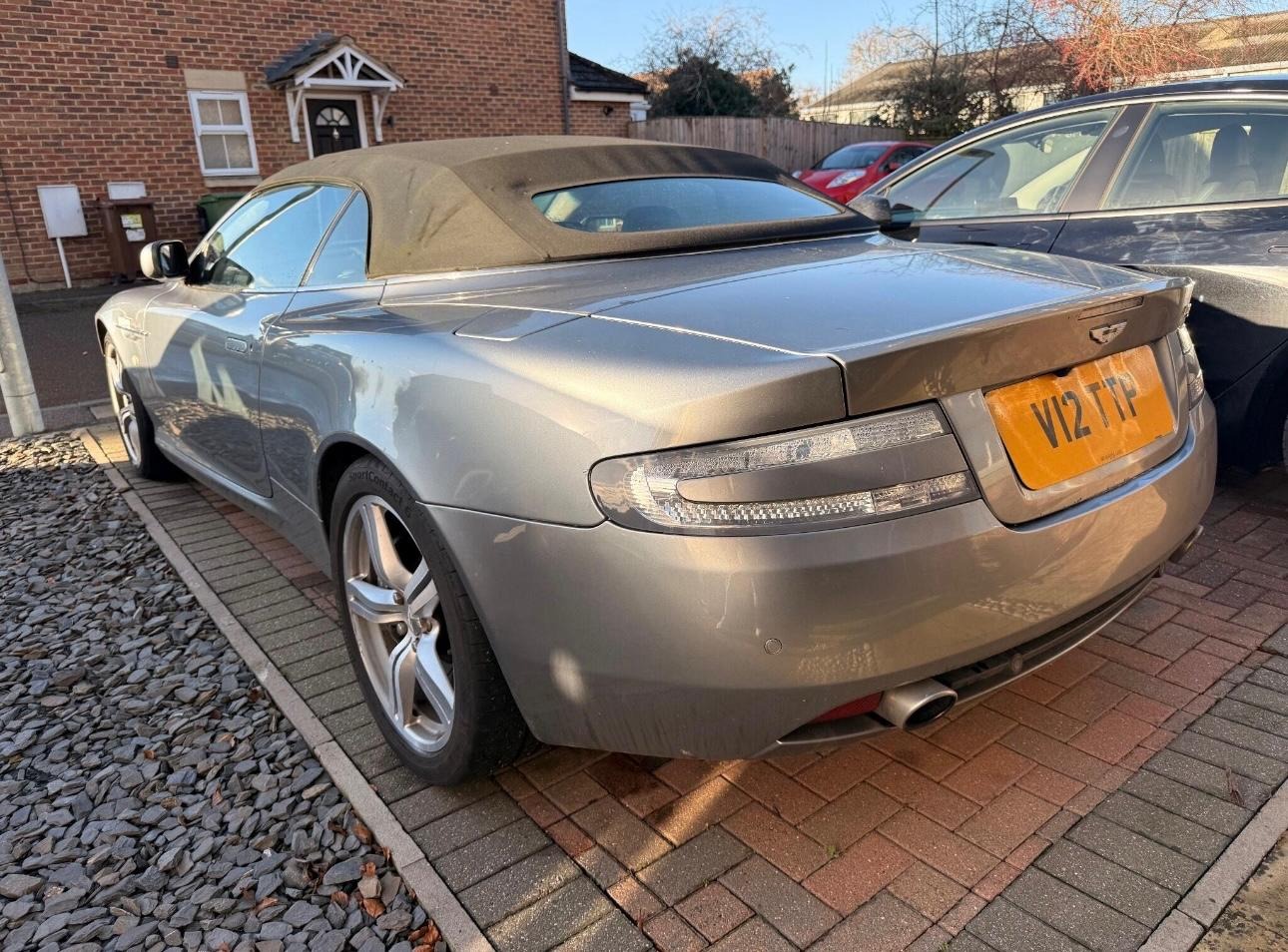 Used Aston Martin DB9 2005 for sale - 77137041: Photo 4