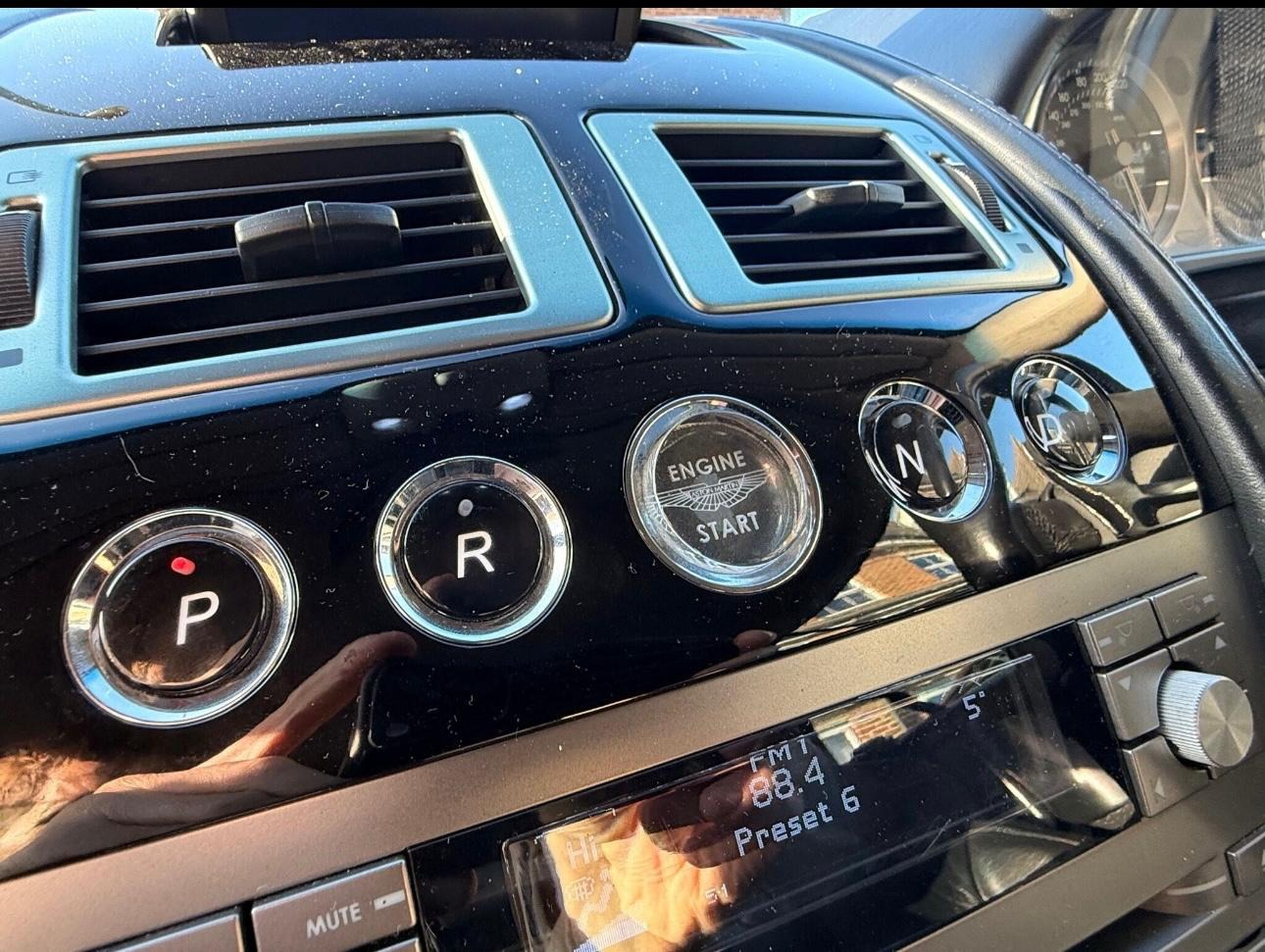 Used Aston Martin DB9 2005 for sale - 77137041: Photo 7