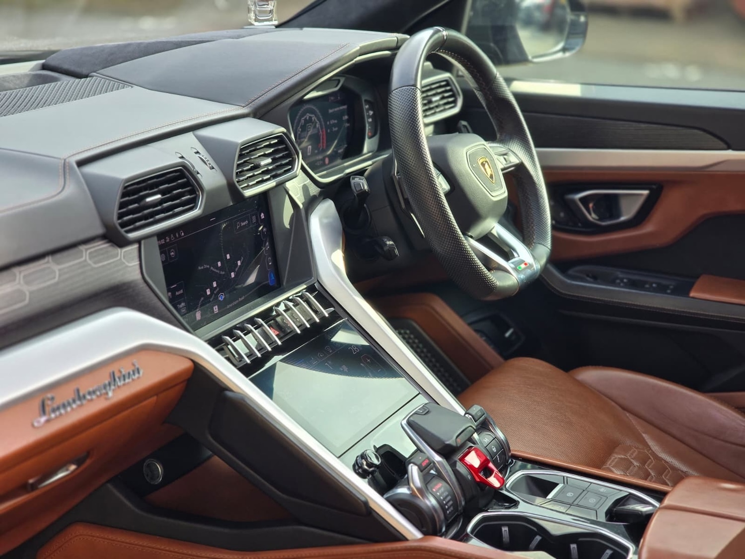 Used Lamborghini Urus 2018 for sale - 77804070: Photo 20