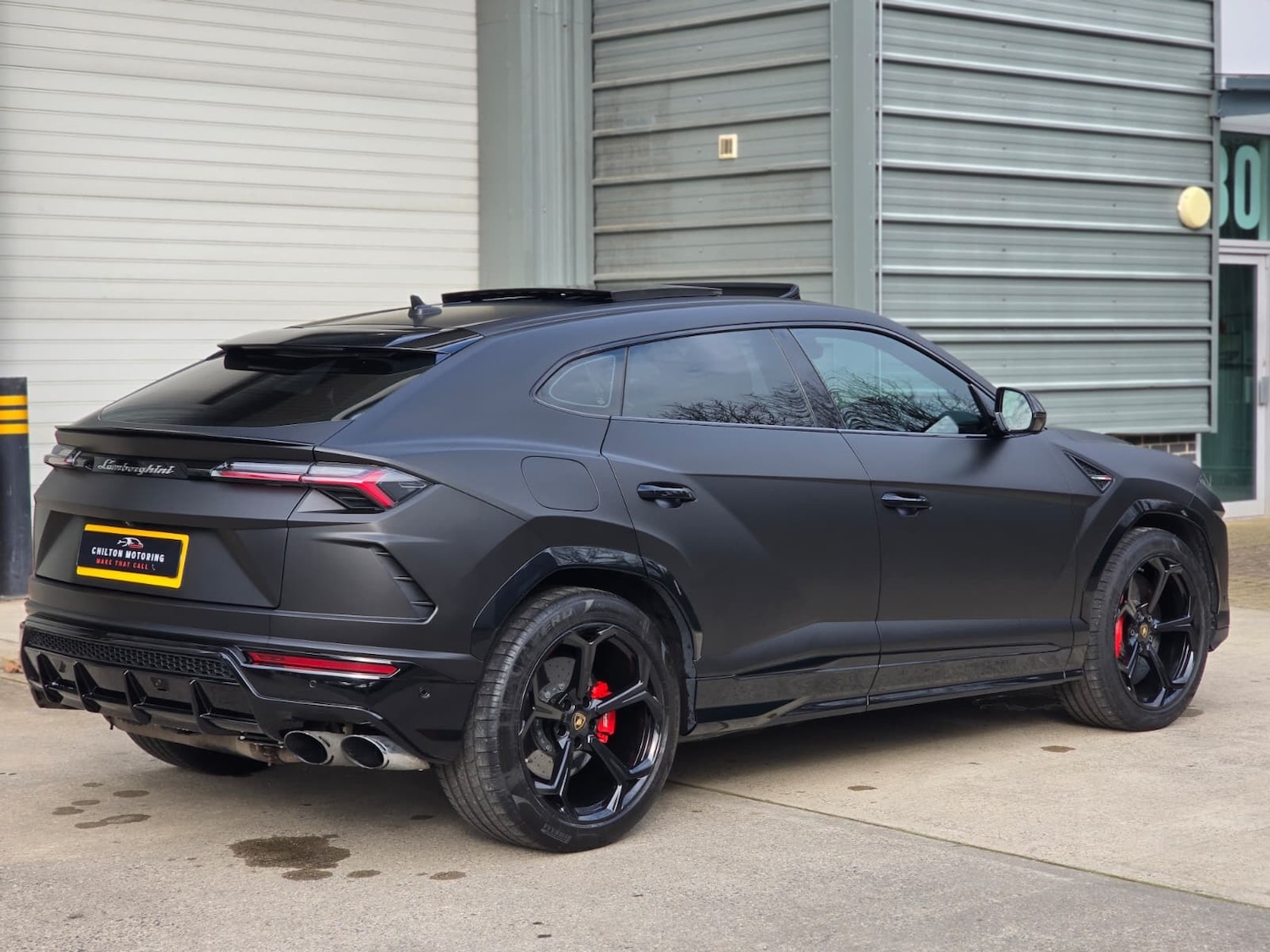 Used Lamborghini Urus 2018 for sale - 77804070: Photo 3