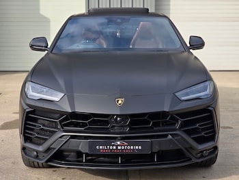 Used Lamborghini Urus 2018 for sale - 77804070: Photo