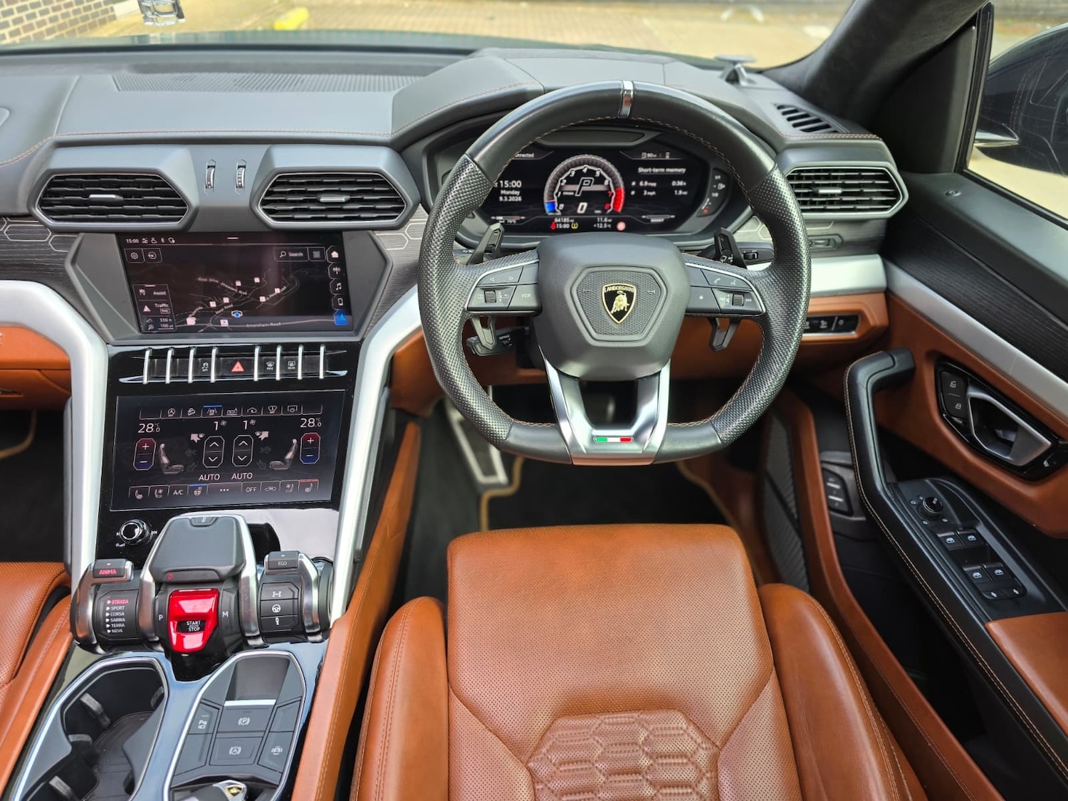 Used Lamborghini Urus 2018 for sale - 77804070: Photo 9