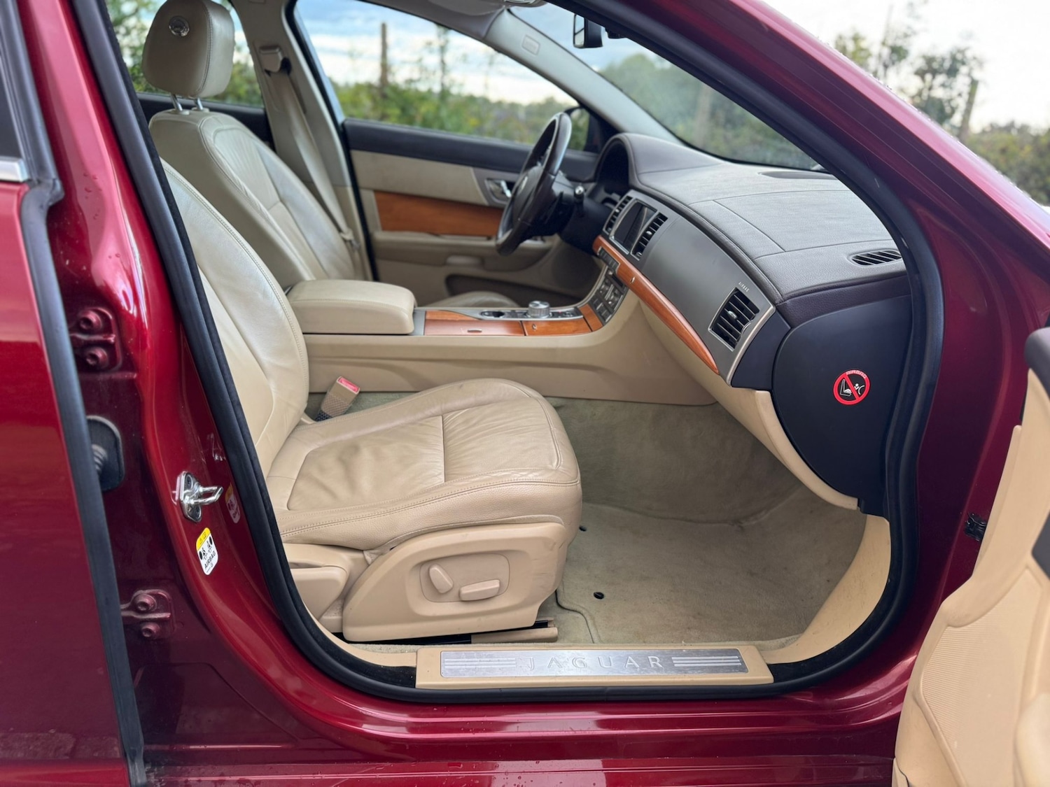 Used Jaguar XF 2021 for sale - 75805532: Photo 6
