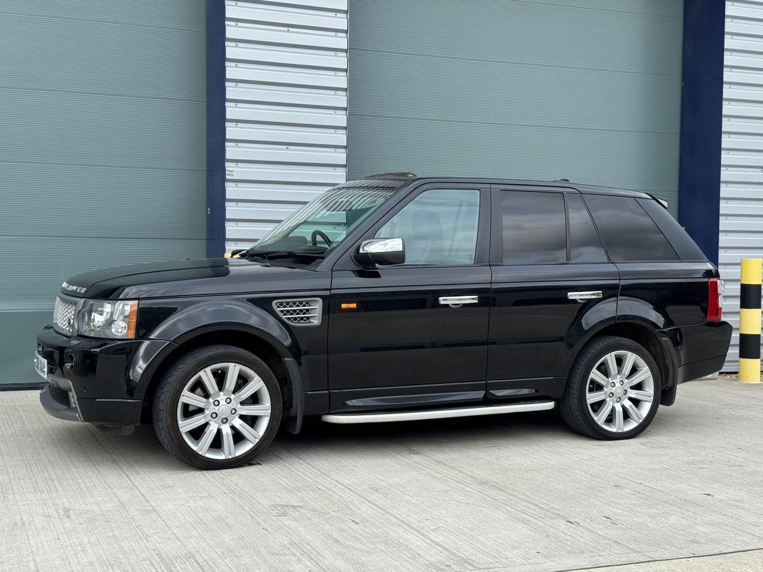 Used Land Rover Range Rover Sport 2008 for sale - 77877837: Photo 10