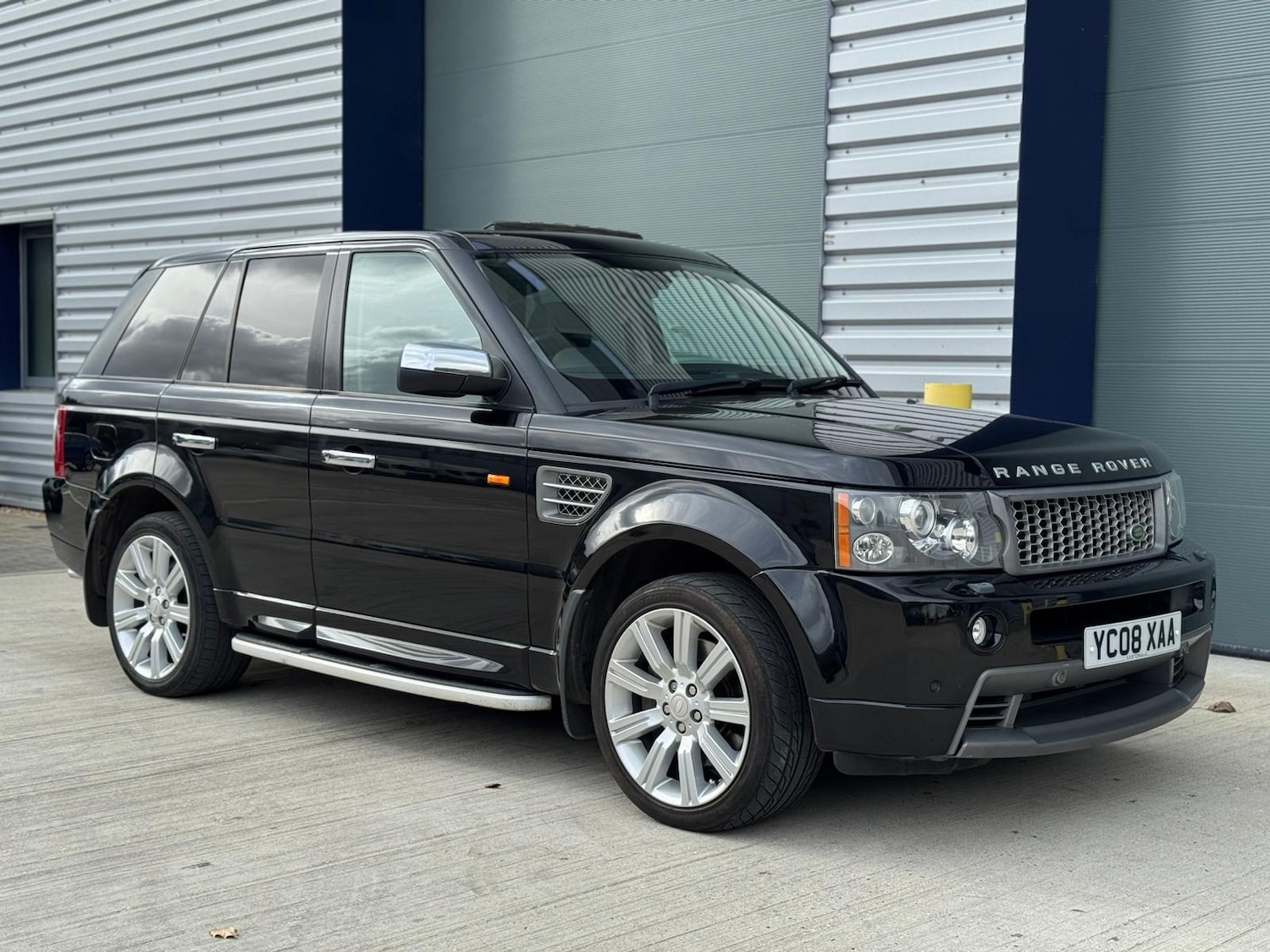 Used Land Rover Range Rover Sport 2008 for sale - 77877837: Photo 18