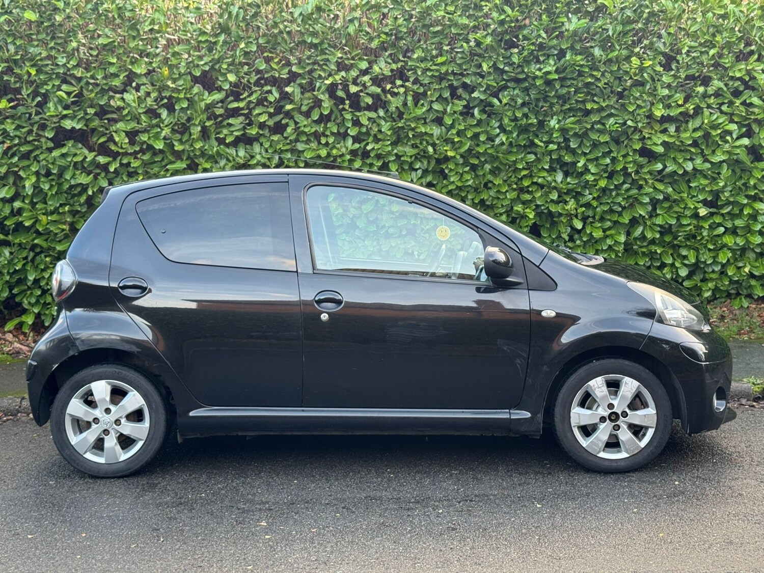 Used Toyota AYGO 2013 for sale - 76940520: Photo 11