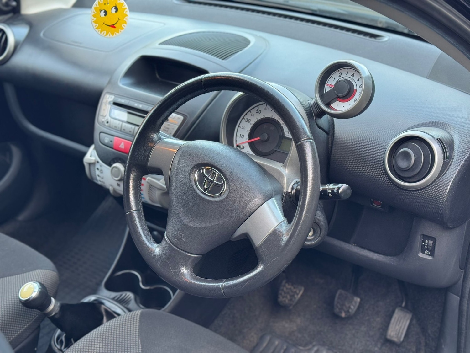 Used Toyota AYGO 2013 for sale - 76940520: Photo 16