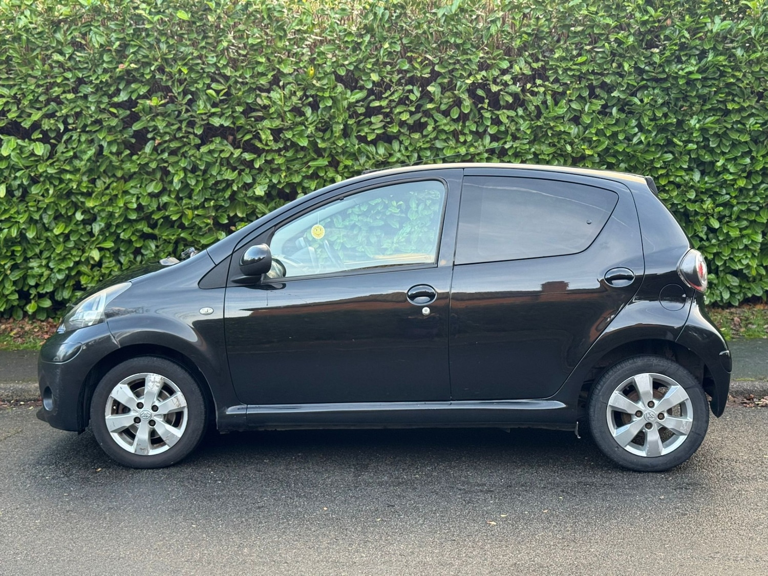 Used Toyota AYGO 2013 for sale - 76940520: Photo 2