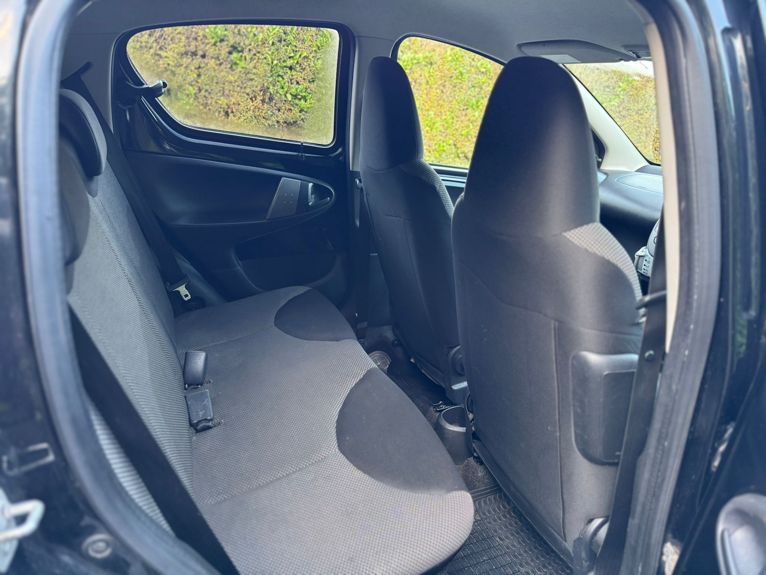 Used Toyota AYGO 2013 for sale - 76940520: Photo 8