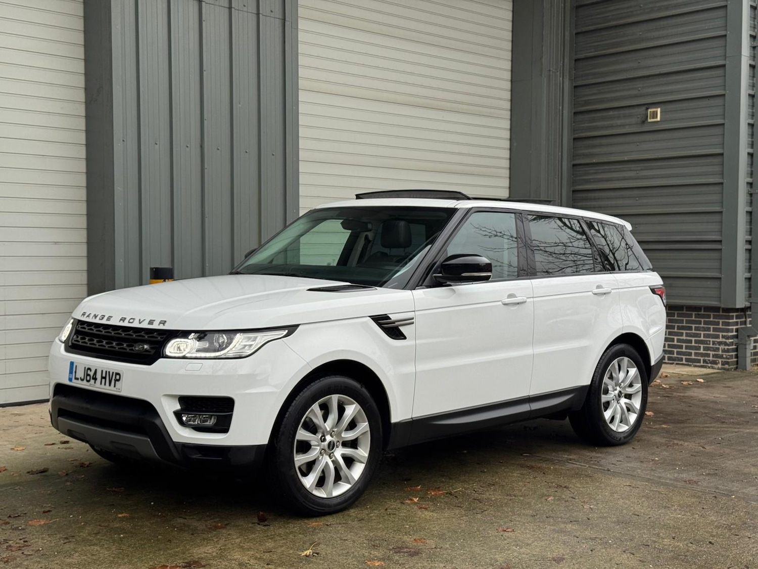 Used Land Rover Range Rover Sport 2014 for sale - 76534158: Photo 11