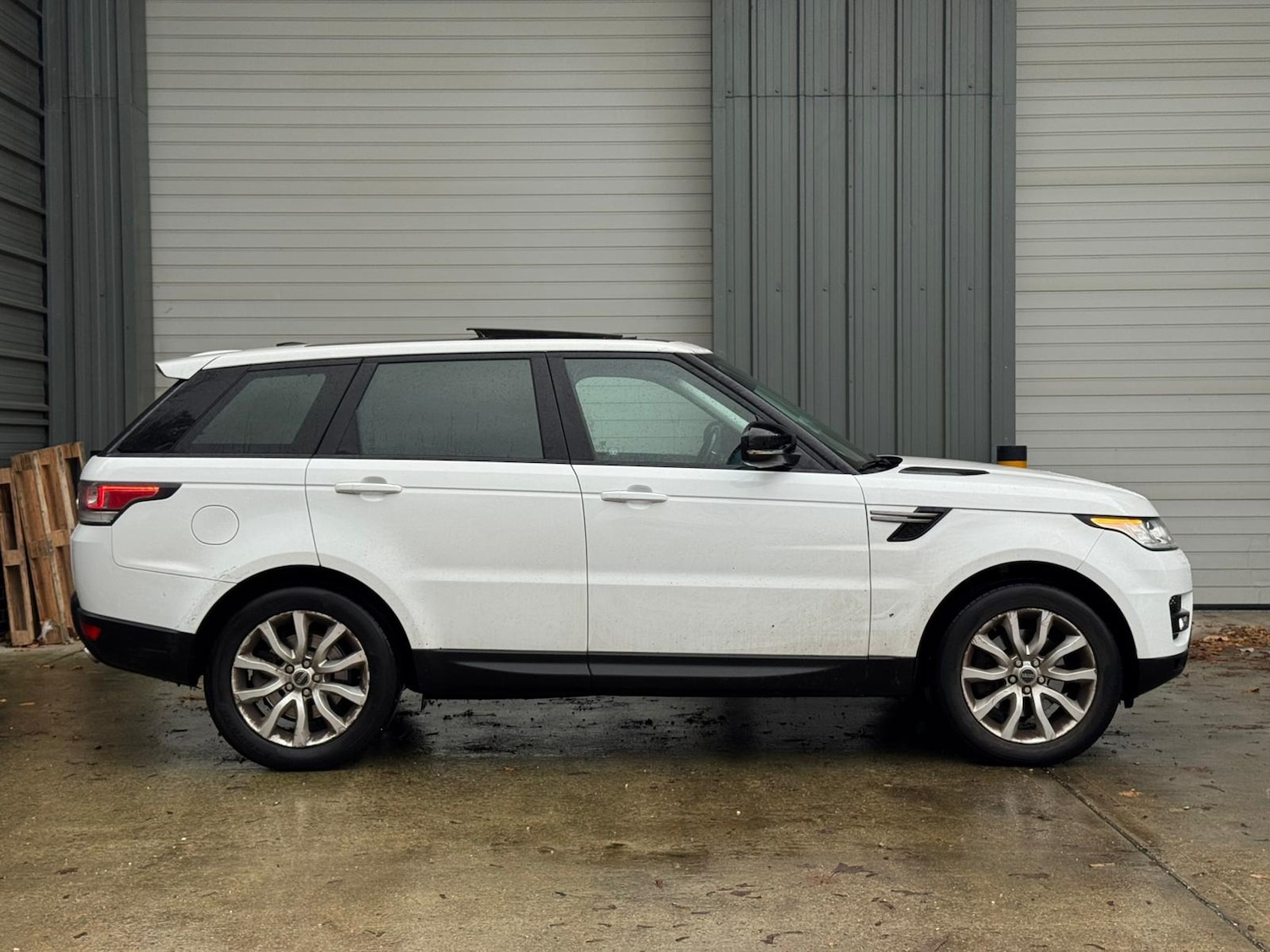 Used Land Rover Range Rover Sport 2014 for sale - 76534158: Photo 2