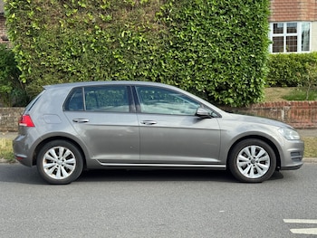 2013 (13) - 2.0 TDI SE 5dr DSG