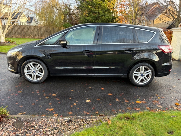 Used Ford S-Max 2017 for sale - 76528428: Photo 1