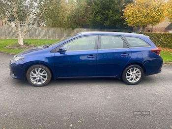 Used Toyota Auris 2015 for sale - 76251562: Photo