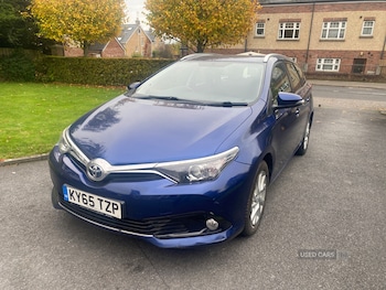 Used Toyota Auris 2015 for sale - 76251562: Photo
