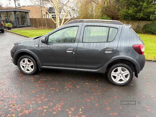 Used Dacia Sandero Stepway 2016 for sale - 76574155: Photo 3