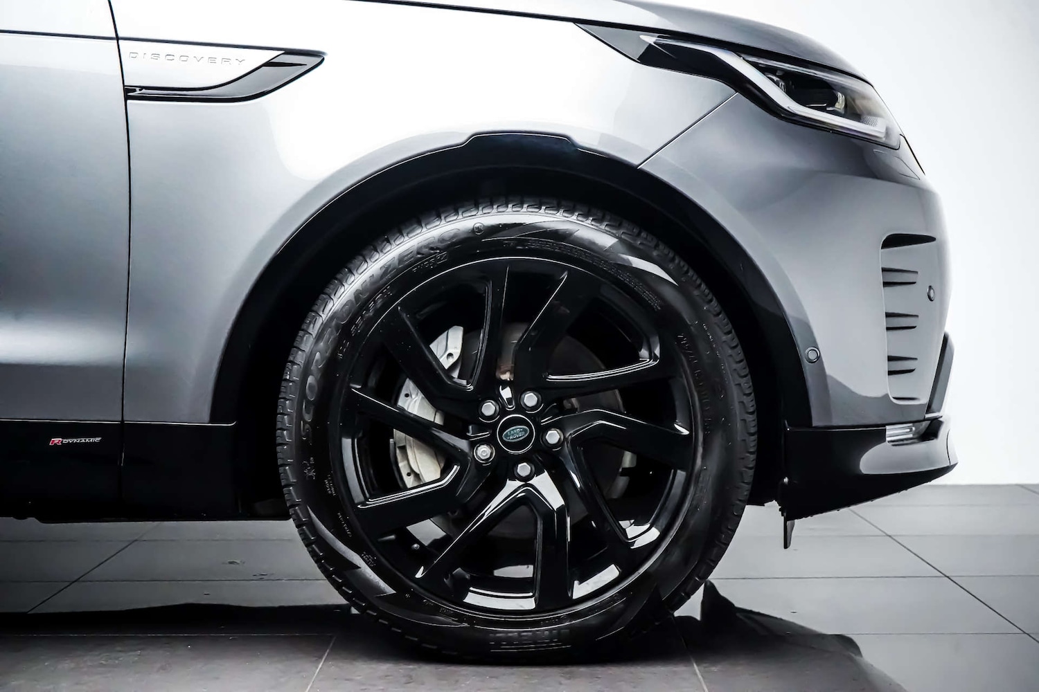 Used Land Rover Discovery 2021 for sale - 76831061: Photo 11