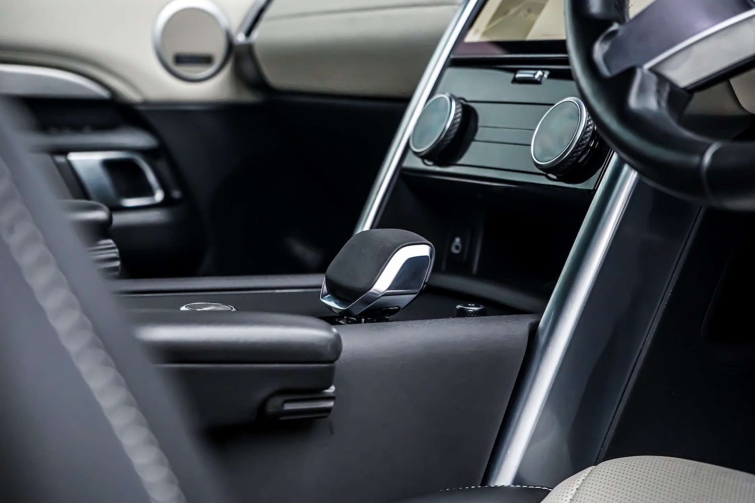 Used Land Rover Discovery 2021 for sale - 76831061: Photo 16