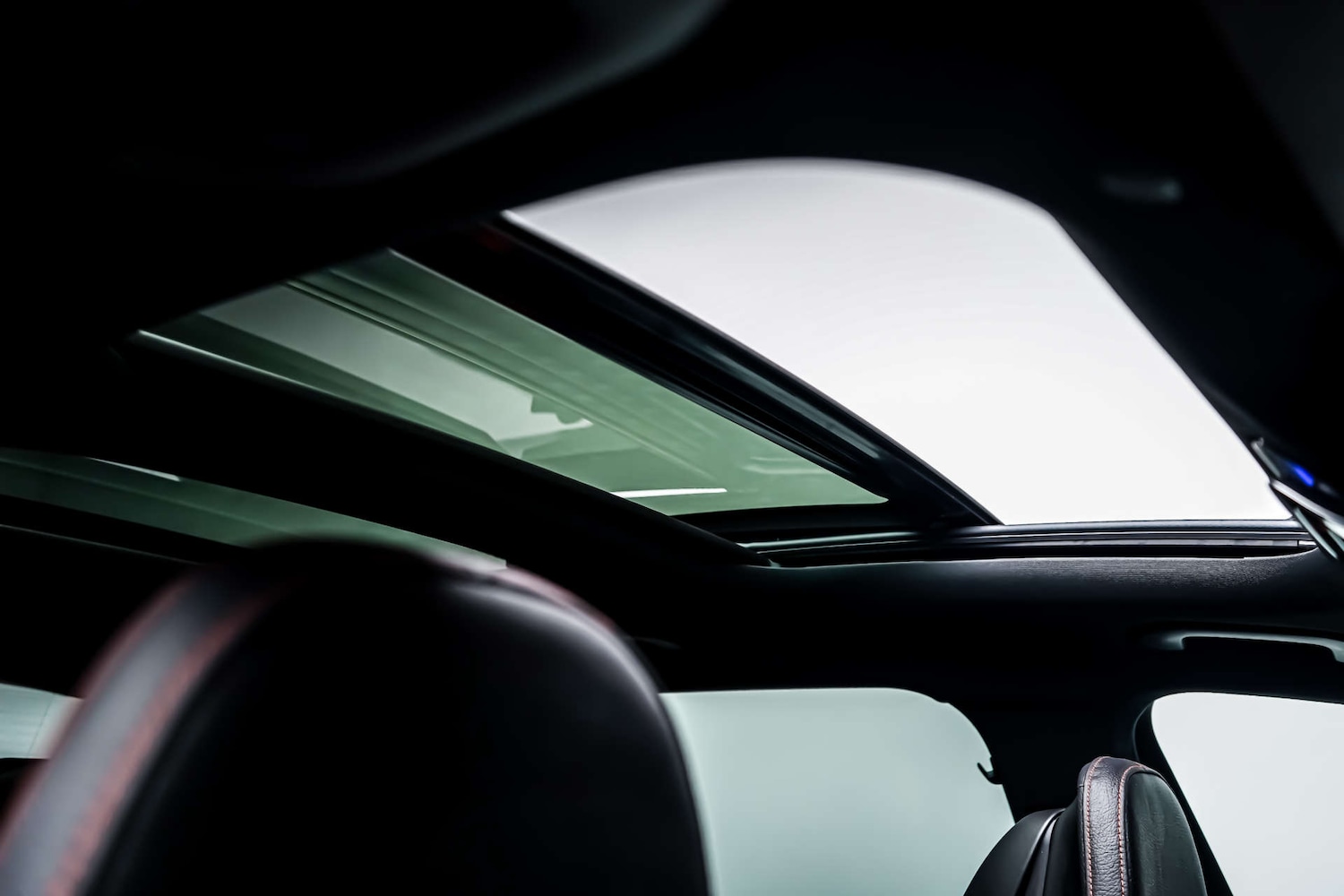 Used Mercedes-Benz C Class 2023 for sale - 77426910: Photo 3