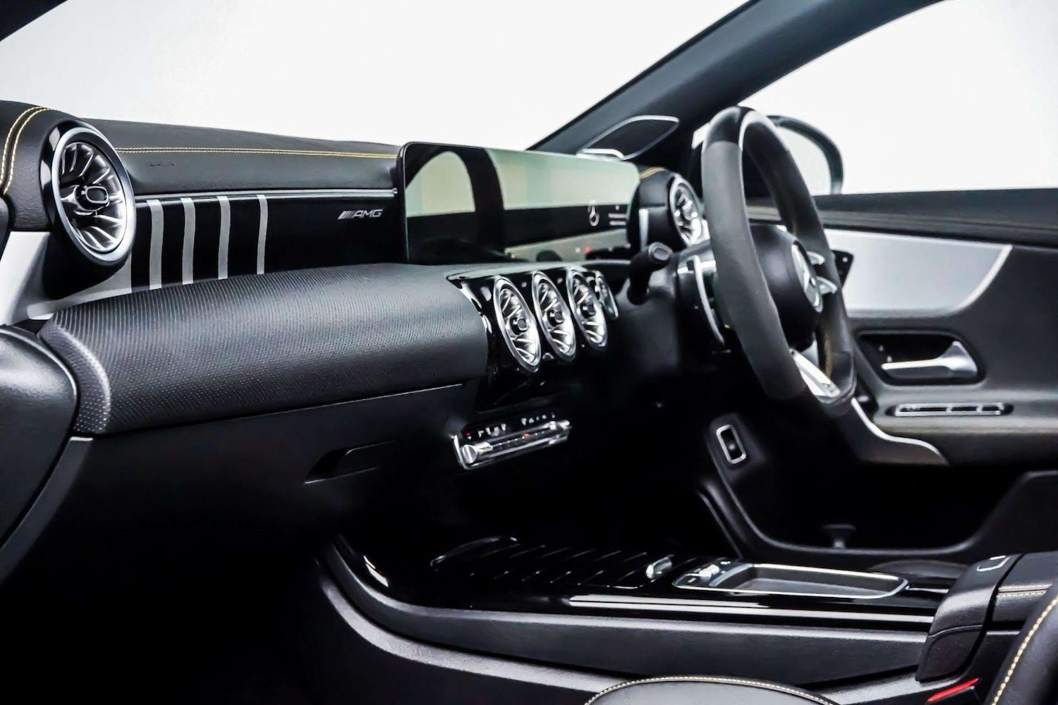 Used Mercedes-Benz CLA 2023 for sale - 76831056: Photo 23